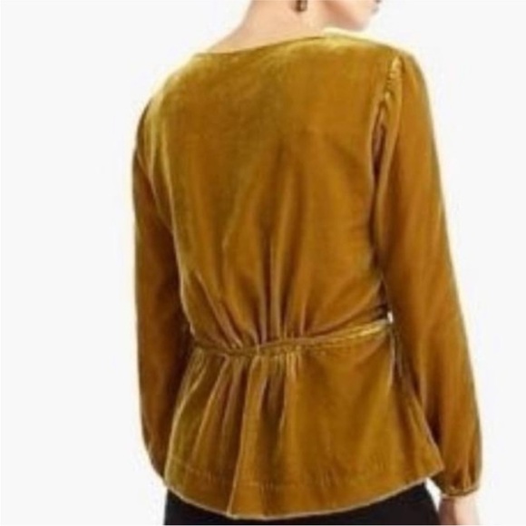 J.Crew Faux-Wrap Top In Drapey Velvet Vintage Gold Size 8 *RUNS SMALL NWT - Picture 4 of 9